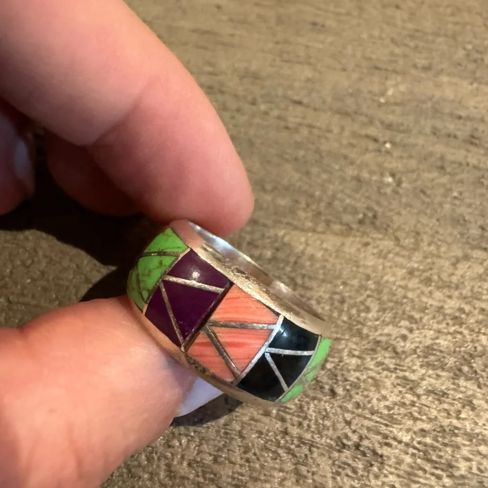 Signed CJ ( Butler) Native American Navajo Turquoise Coral Onyx Ring 7.9G